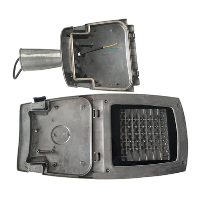 Odlewana ciśnieniowo aluminiowa obudowa oświetlenia ulicznego LED IP66 IK08 ADC12 Shell